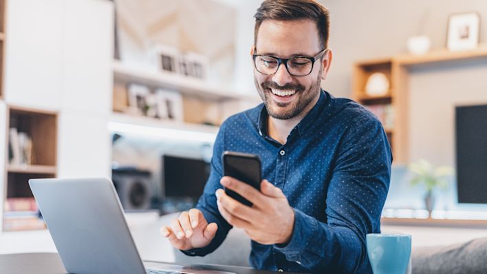35 Essential Smartphone Life Hacks to Master Your Device